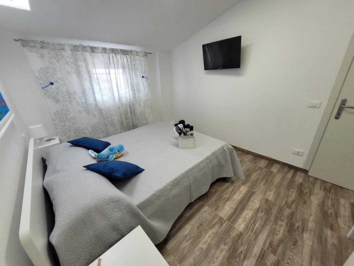 Villa Sonia Apartment & Rooms Линьяно-Саббьядоро Экстерьер фото